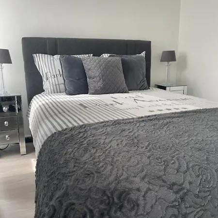 Executive Double With En-suite In Centre R4 * Luxembourg