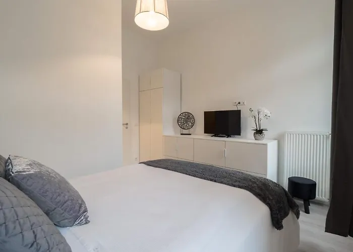 Executive Double With En-suite In Centre R4 Gasthof 3*